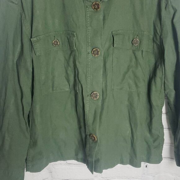 Time and Tru Green Button Down Longsleeve Top - Picture 5 of 12